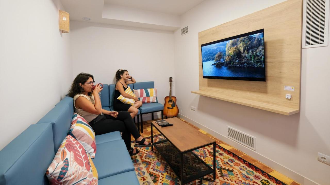 Veranera Hostel Estepona Zewnętrze zdjęcie