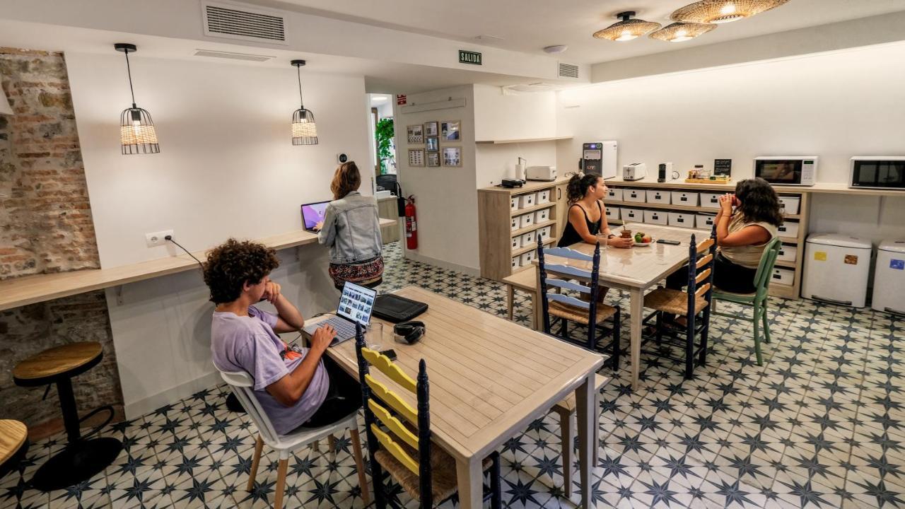 Veranera Hostel Estepona Zewnętrze zdjęcie